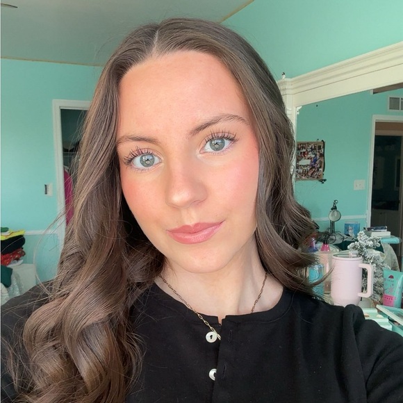 kiraellis16